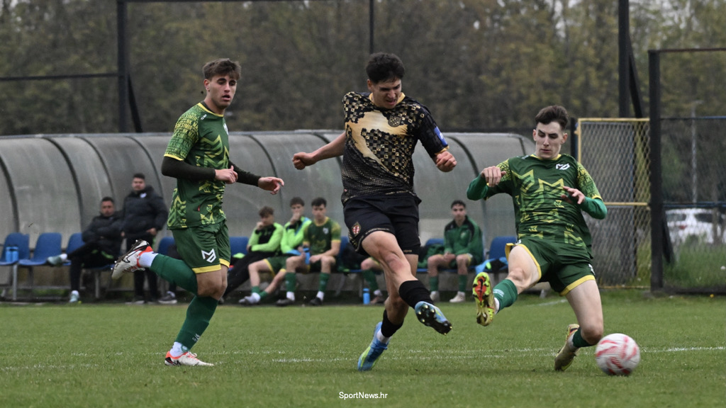 Siget u vatri golova: Dragovoljac okrenuo 0:2 u 4:3 i izborio polufinale Kupa ZNS-a